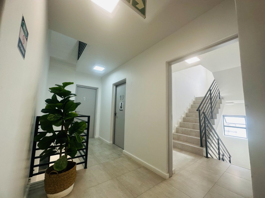  Bedroom Property for Sale in Table View Western Cape